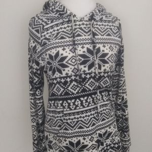 No Boundaries Women's Hoodie Fleece Christmas Hood